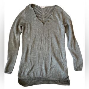 Women’s Tunic‎ Sweater | Small